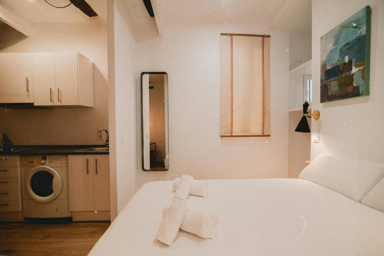 Charming Design Apartment Reina Sofia マドリード エクステリア 写真