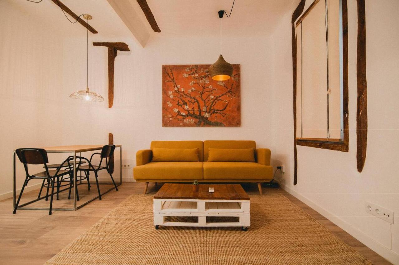 Charming Design Apartment Reina Sofia マドリード エクステリア 写真